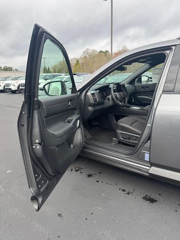 new 2026 Nissan Pathfinder car, priced at $43,568