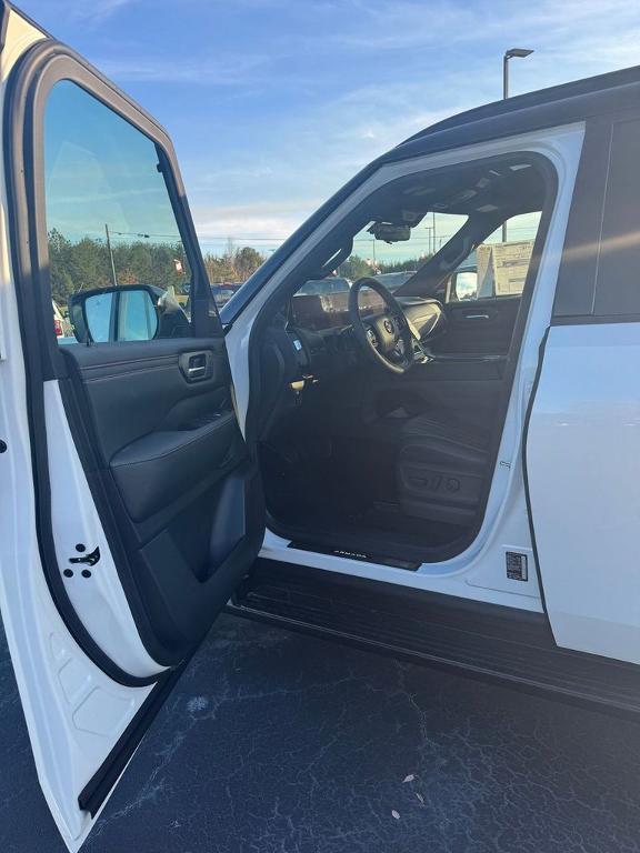 new 2026 Nissan Armada car, priced at $77,061