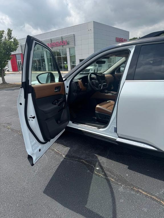 new 2026 Nissan Pathfinder car, priced at $51,678
