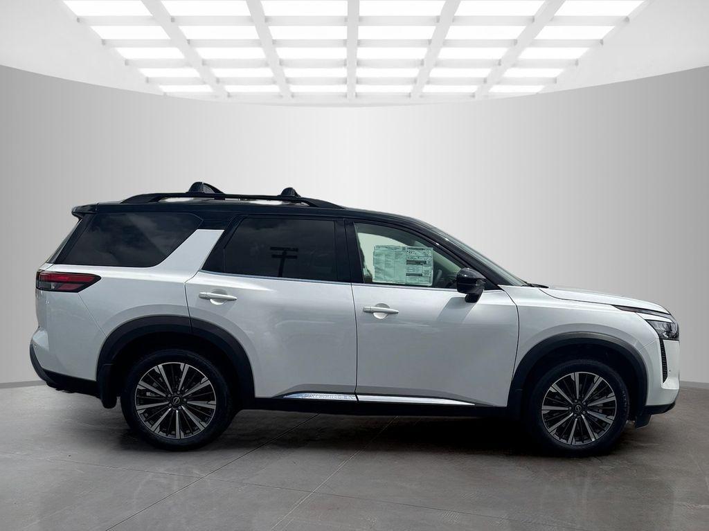 new 2026 Nissan Pathfinder car, priced at $51,678