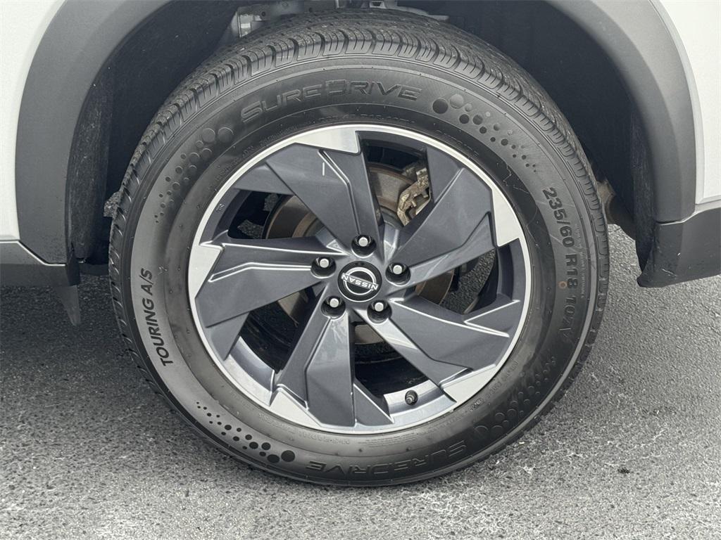 used 2024 Nissan Rogue car, priced at $18,788