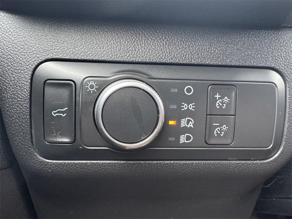 used 2022 Ford Escape car, priced at $14,988