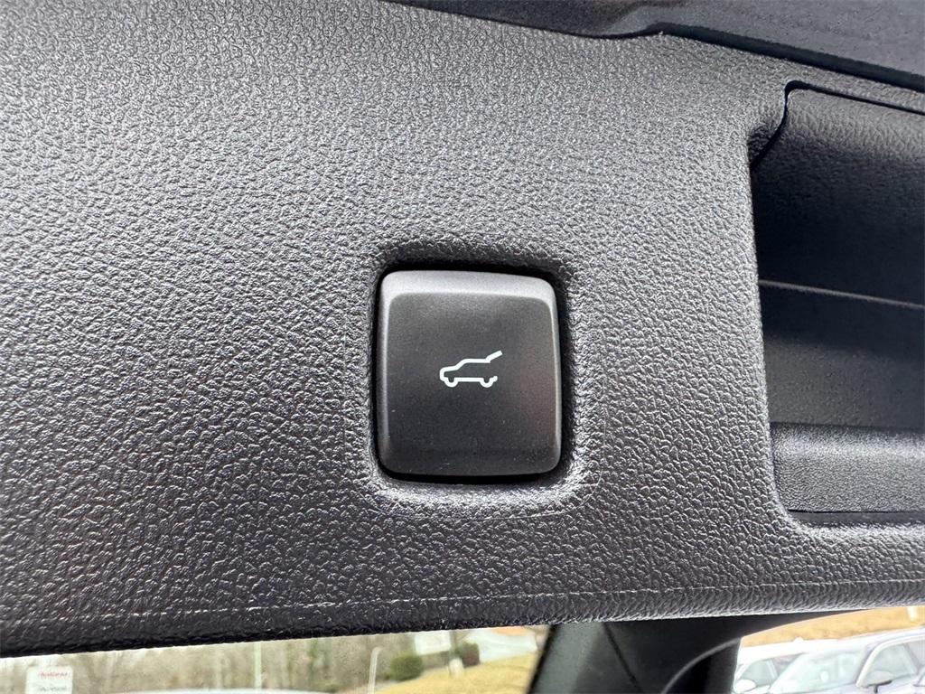 used 2022 Ford Escape car, priced at $14,988