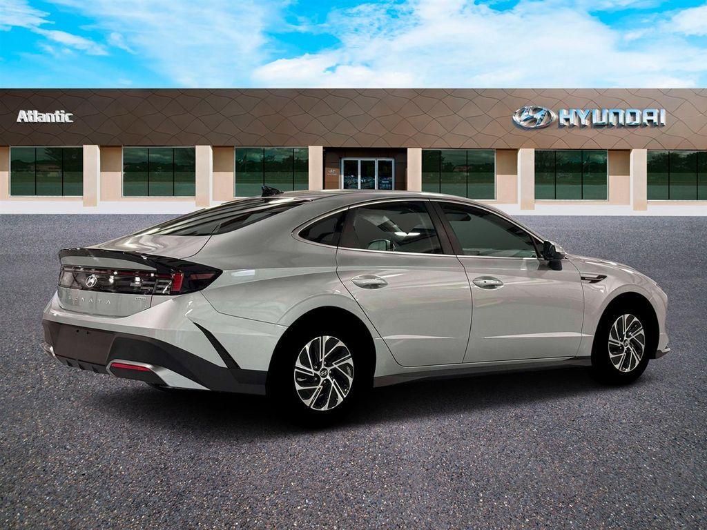 new 2026 Hyundai Sonata Hybrid car, priced at $30,685