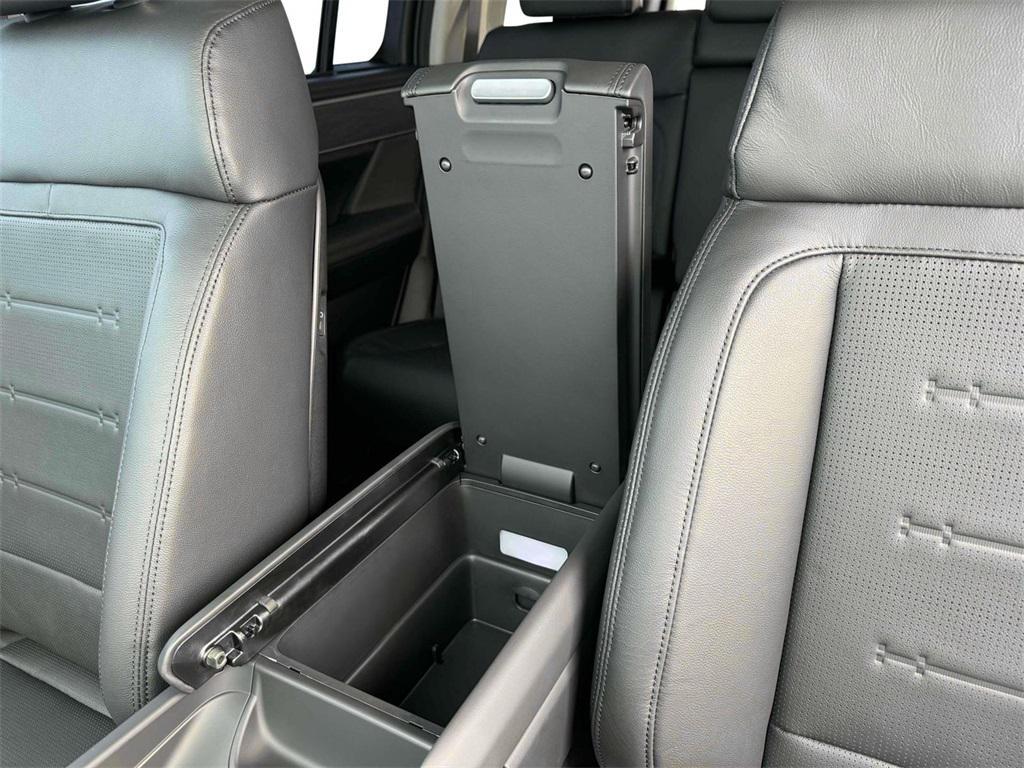 new 2025 Hyundai SANTA FE HEV car, priced at $47,400