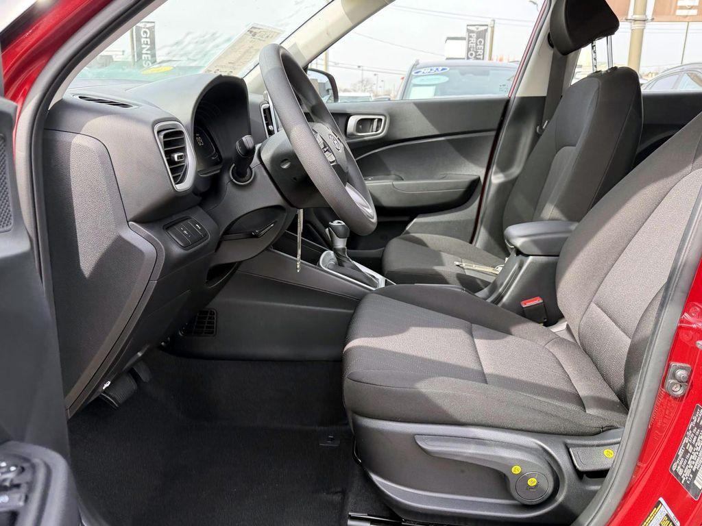 used 2025 Hyundai Venue car, priced at $20,955