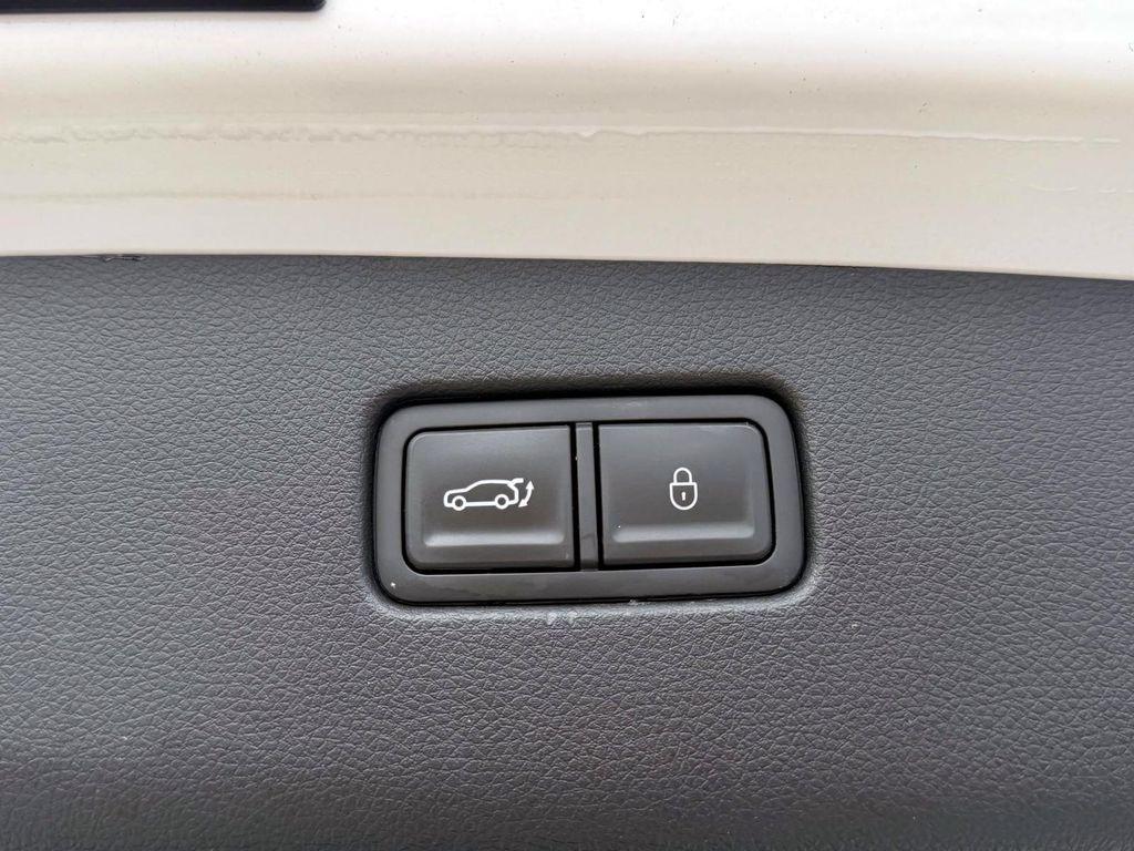 used 2025 Genesis GV70 car