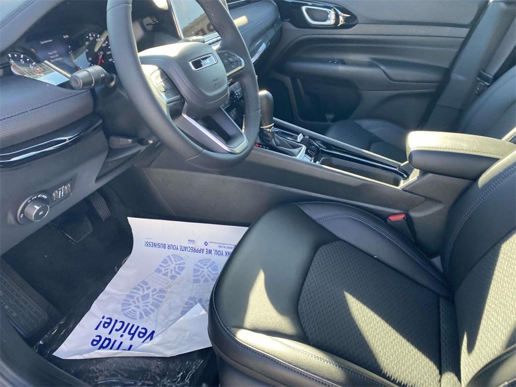 new 2026 Jeep Compass car, priced at $24,435