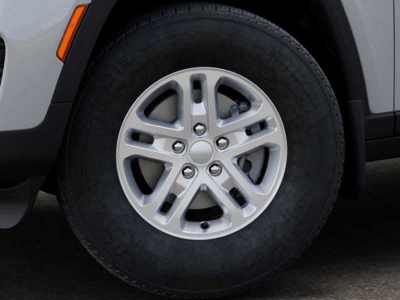 new 2025 Jeep Grand Cherokee car, priced at $30,955