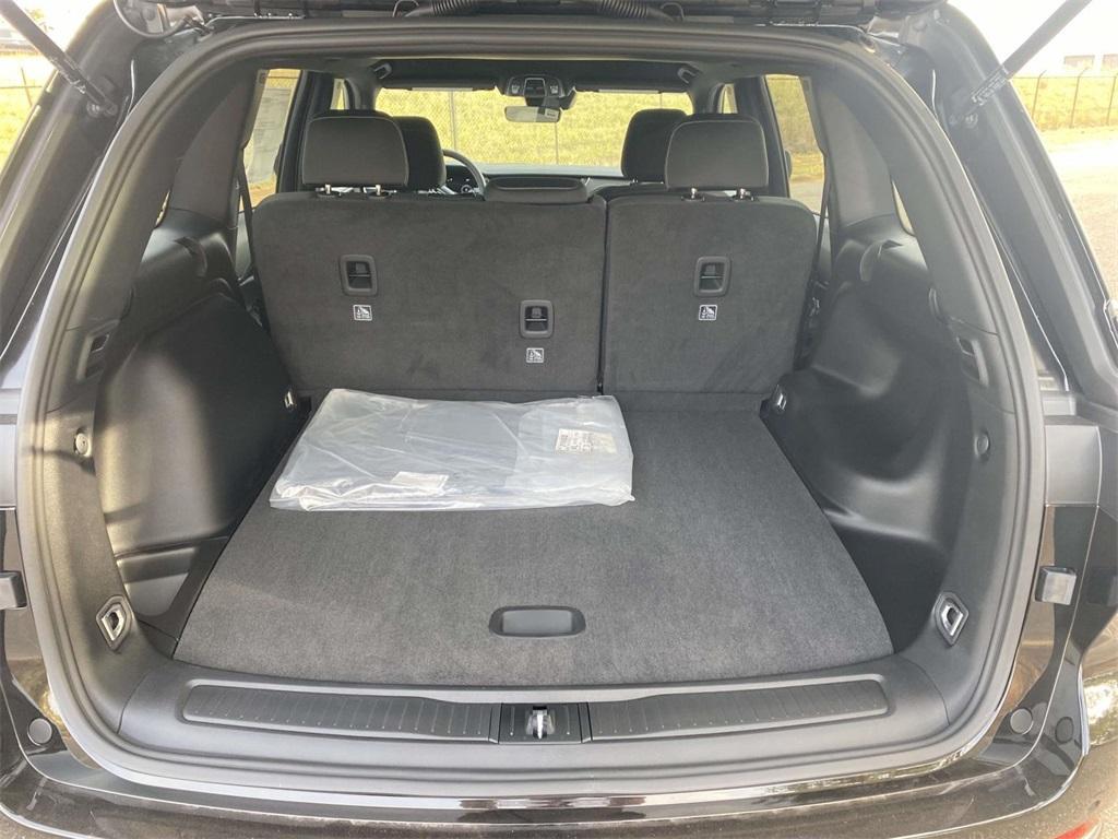 new 2025 Jeep Grand Cherokee car, priced at $28,625