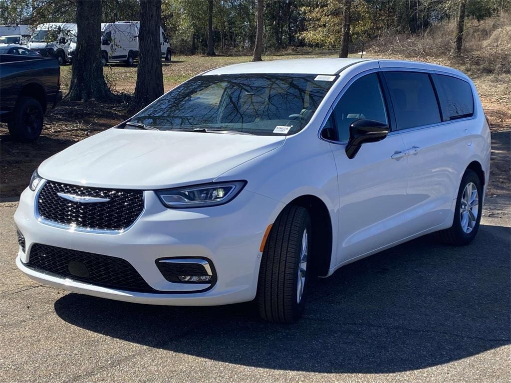 new 2026 Chrysler Pacifica car, priced at $38,999