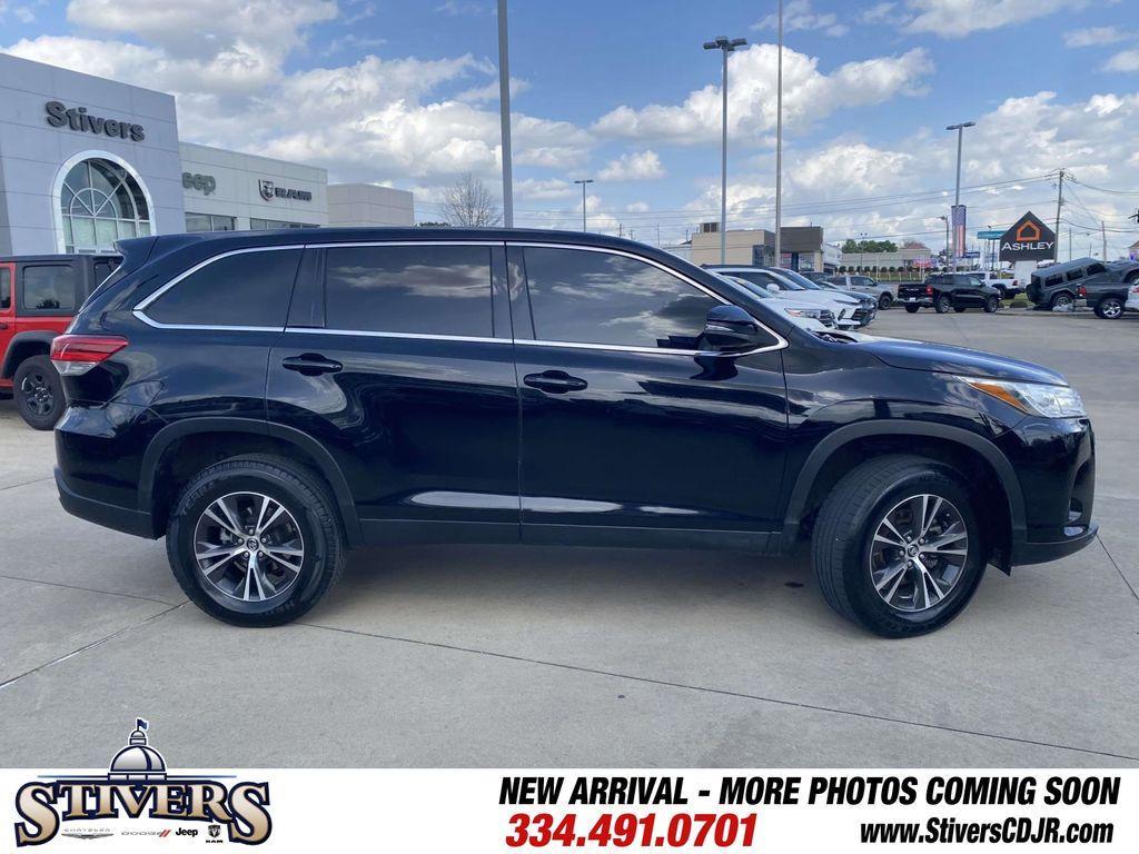 used 2019 Toyota Highlander car, priced at $15,999