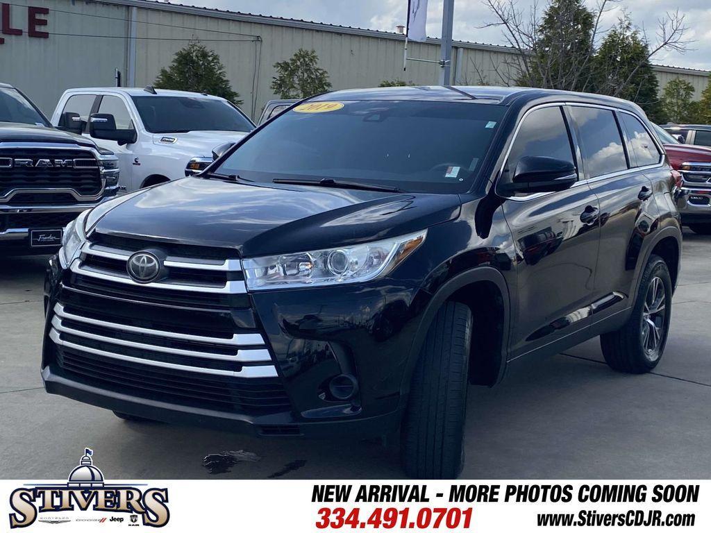 used 2019 Toyota Highlander car, priced at $15,999