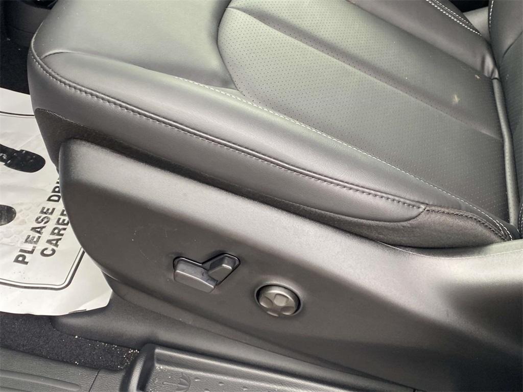 new 2026 Chrysler Pacifica car, priced at $37,999