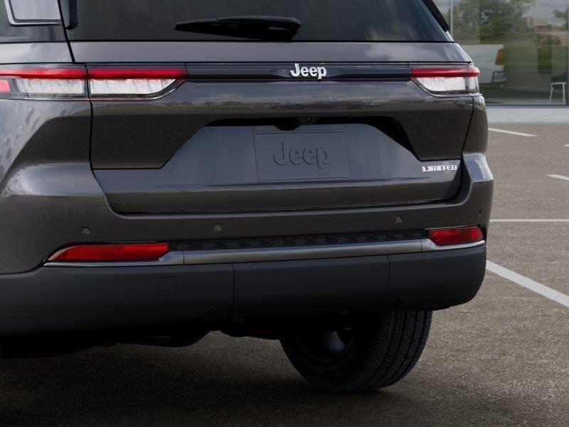 new 2026 Jeep Grand Cherokee car, priced at $45,805