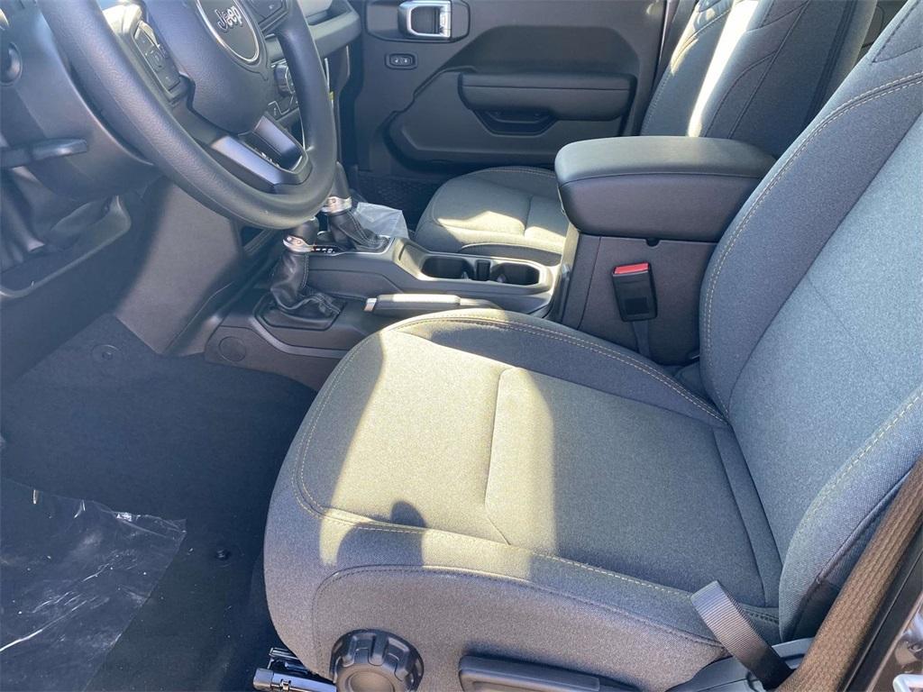 new 2026 Jeep Wrangler car, priced at $33,999