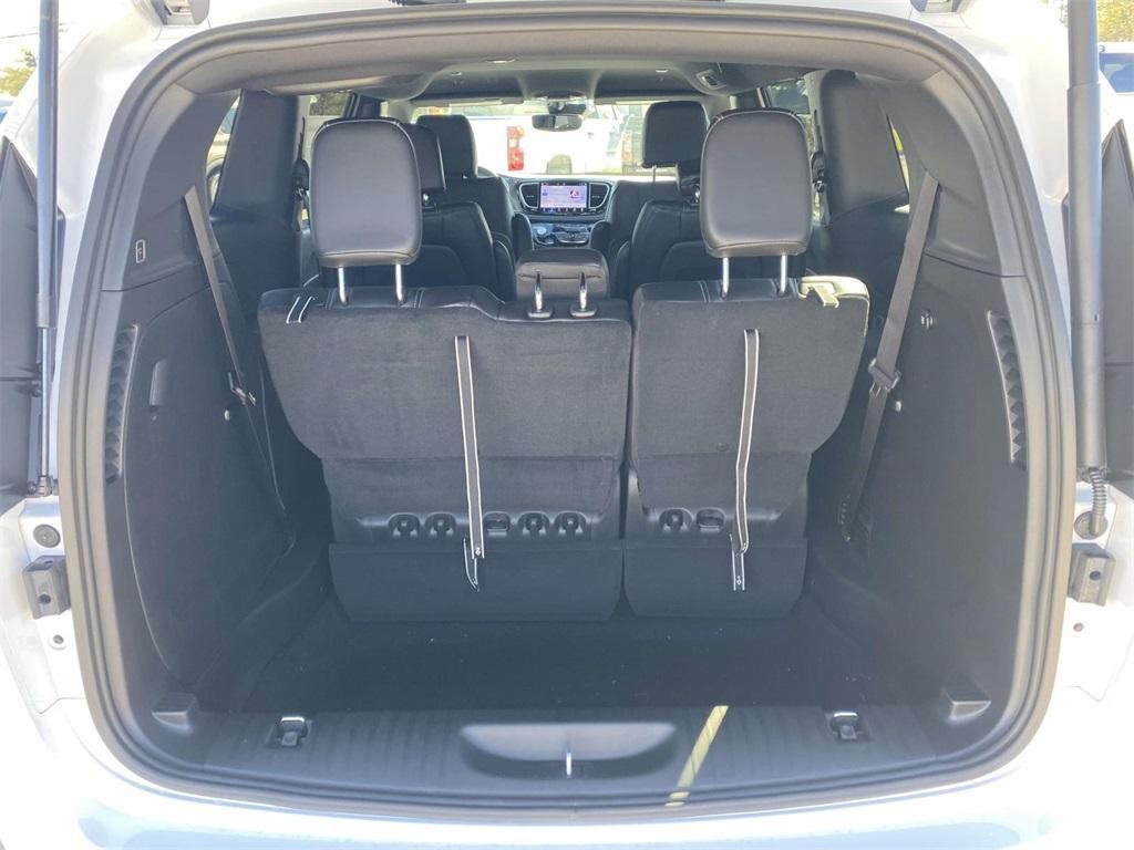 new 2026 Chrysler Pacifica car, priced at $43,180