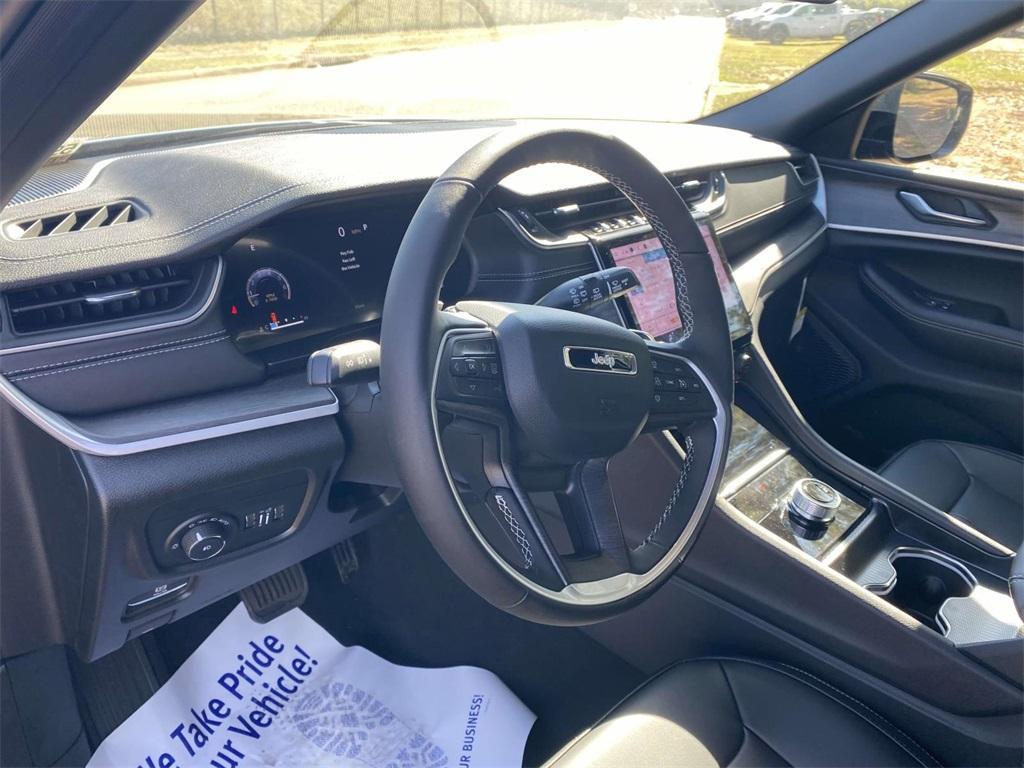 new 2025 Jeep Grand Cherokee L car, priced at $34,495