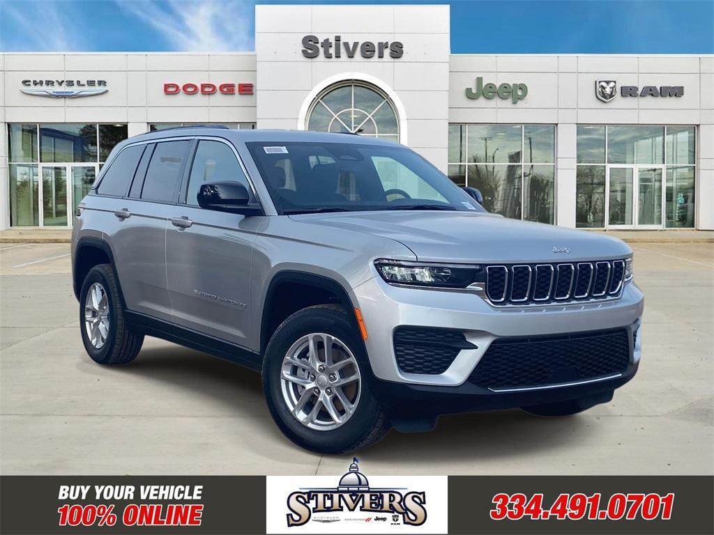new 2025 Jeep Grand Cherokee car, priced at $28,995