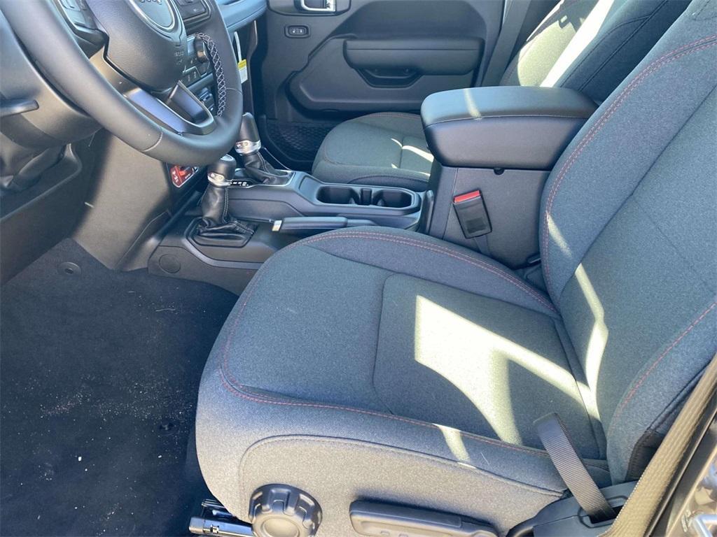 new 2026 Jeep Gladiator car, priced at $52,999