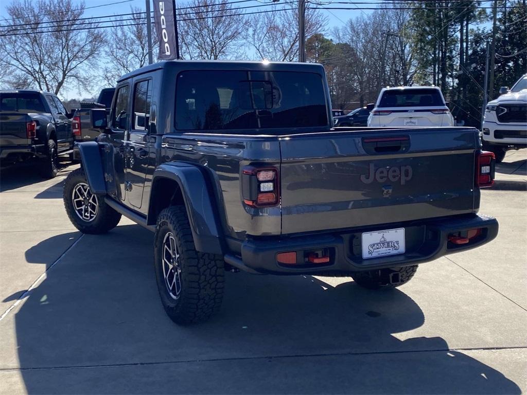 new 2026 Jeep Gladiator car, priced at $52,999