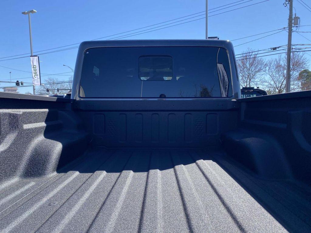 new 2026 Jeep Gladiator car, priced at $53,495