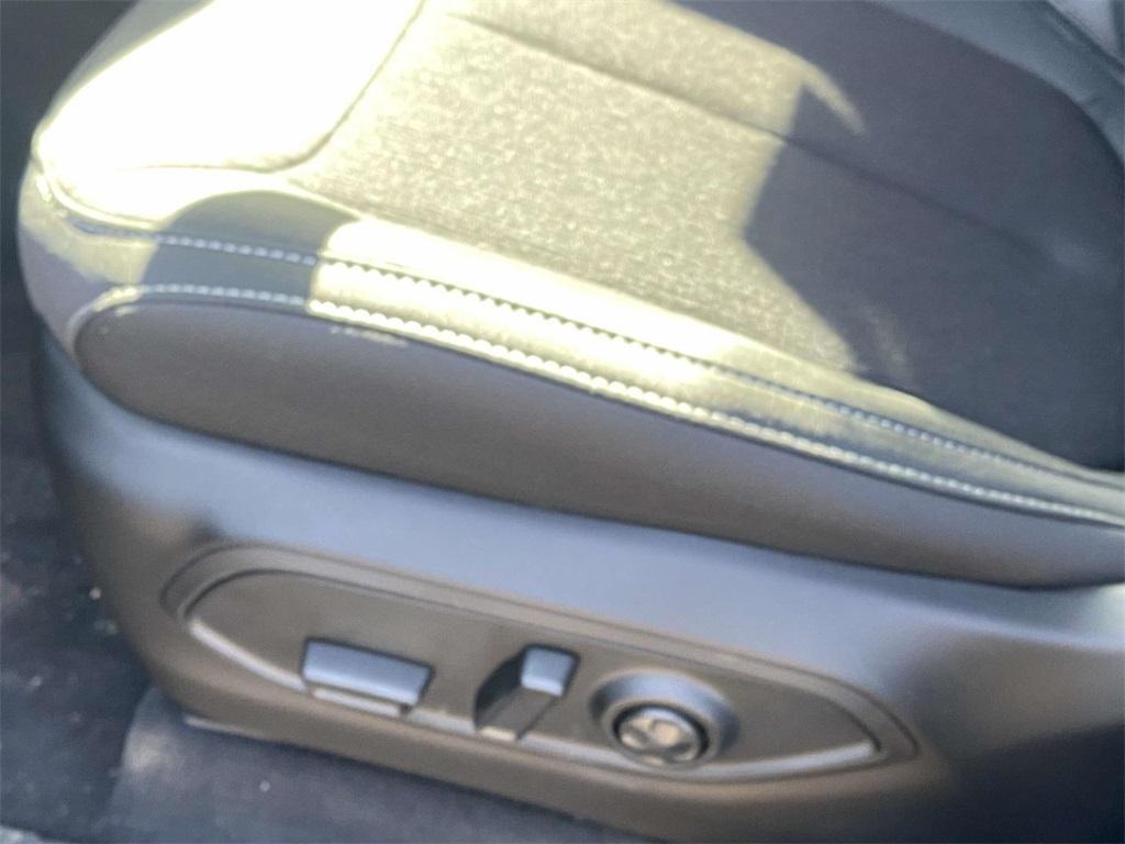 new 2025 Jeep Grand Cherokee car, priced at $29,995