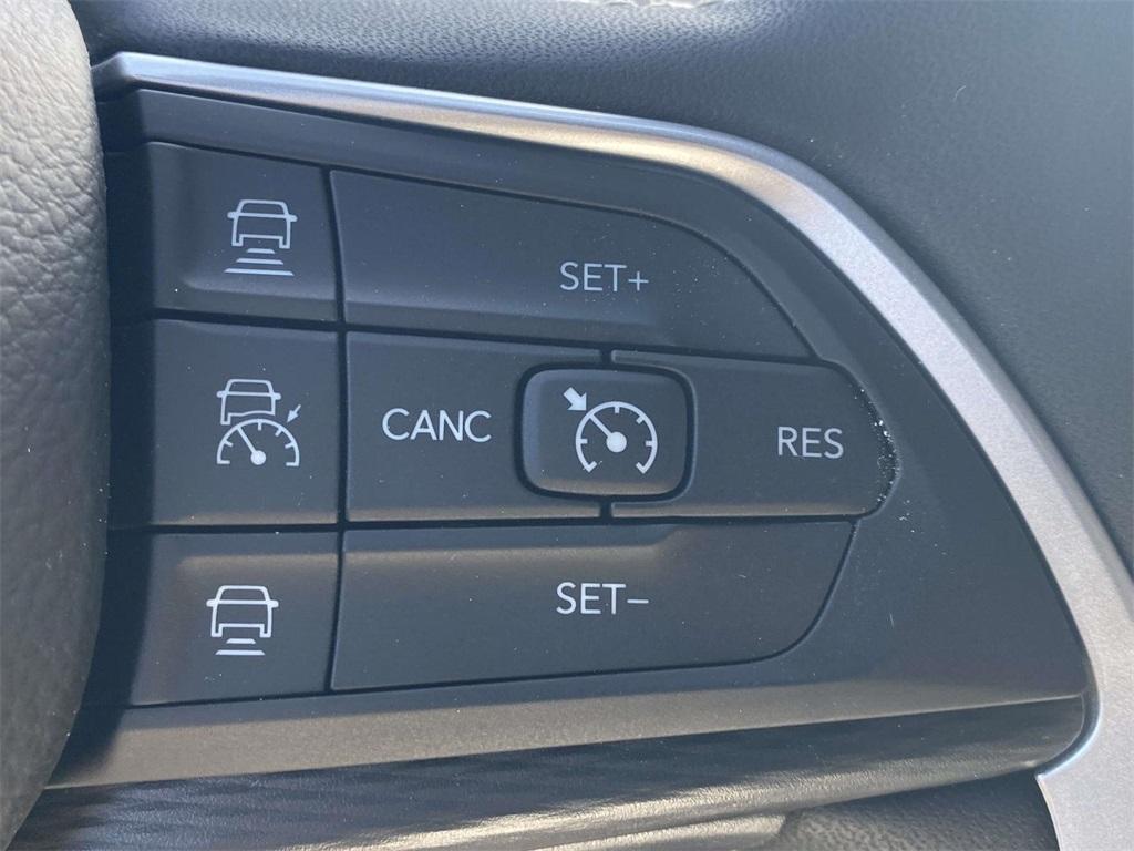 new 2025 Jeep Grand Cherokee car, priced at $29,995