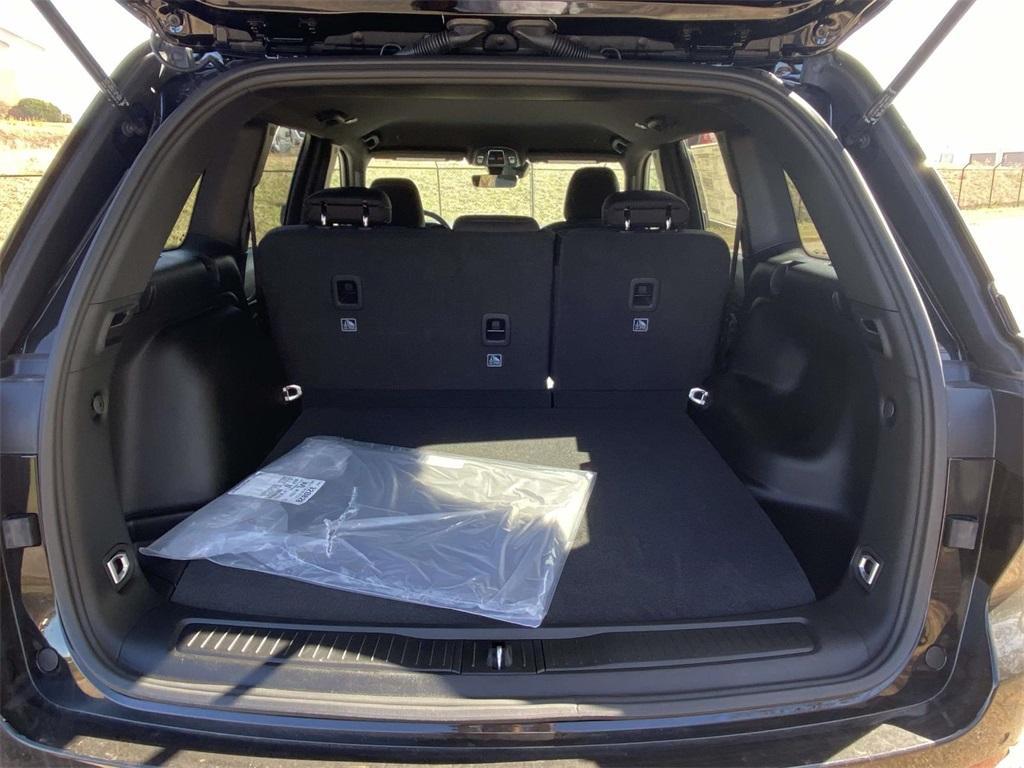 new 2025 Jeep Grand Cherokee car, priced at $29,995