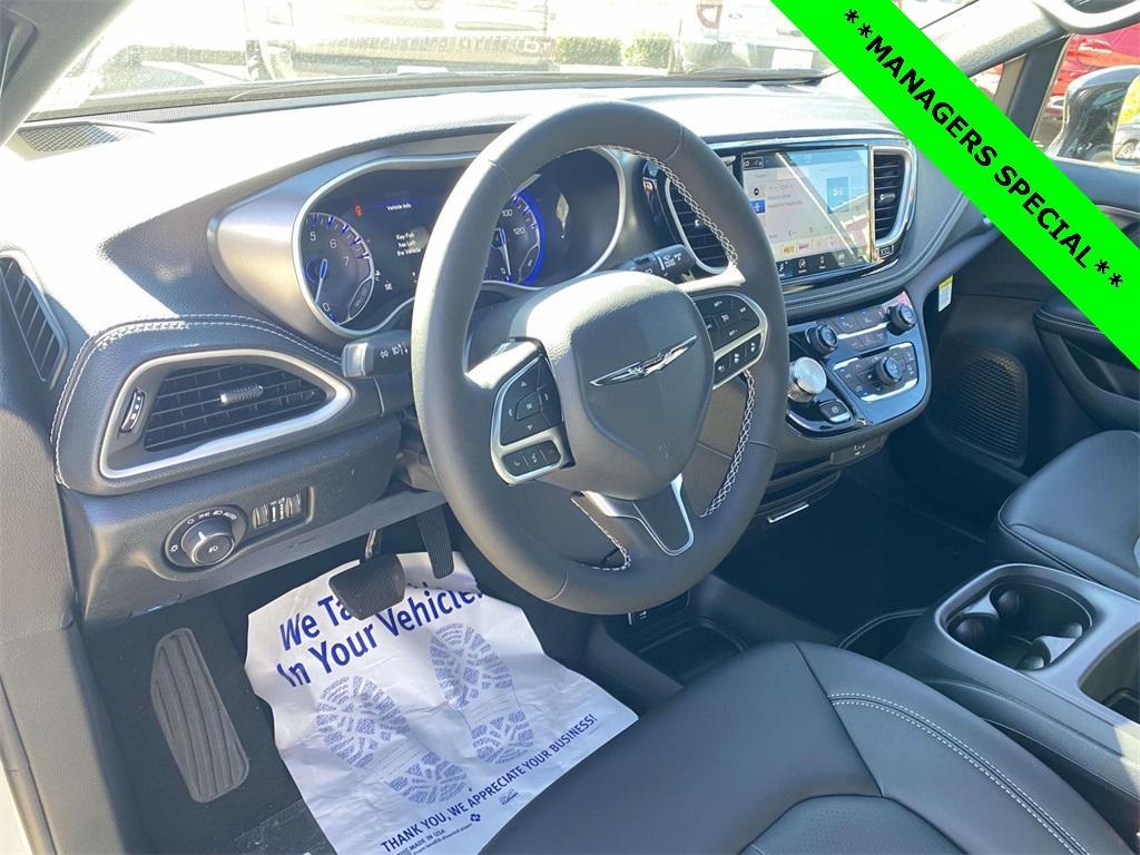 new 2026 Chrysler Pacifica car, priced at $34,999