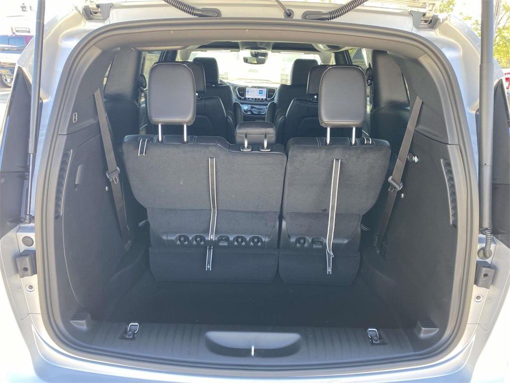 new 2026 Chrysler Pacifica car, priced at $36,135