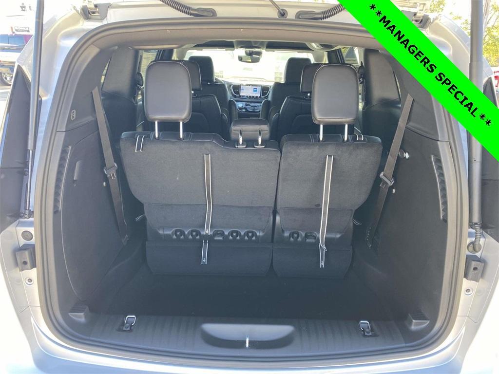 new 2026 Chrysler Pacifica car, priced at $34,999