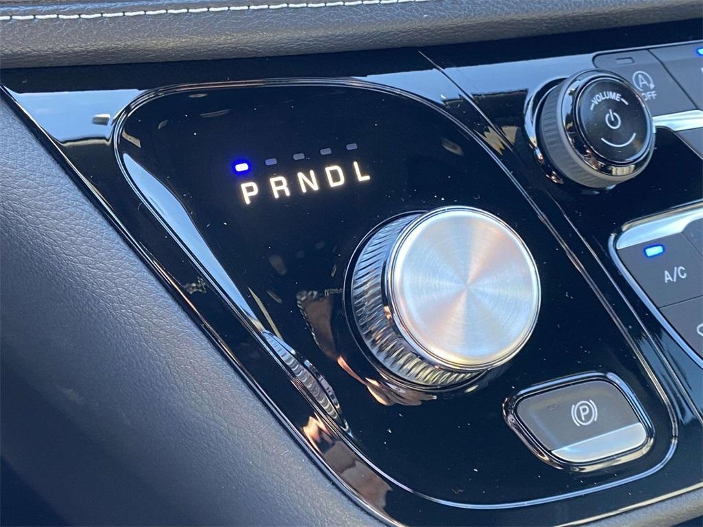 new 2026 Chrysler Pacifica car, priced at $36,135