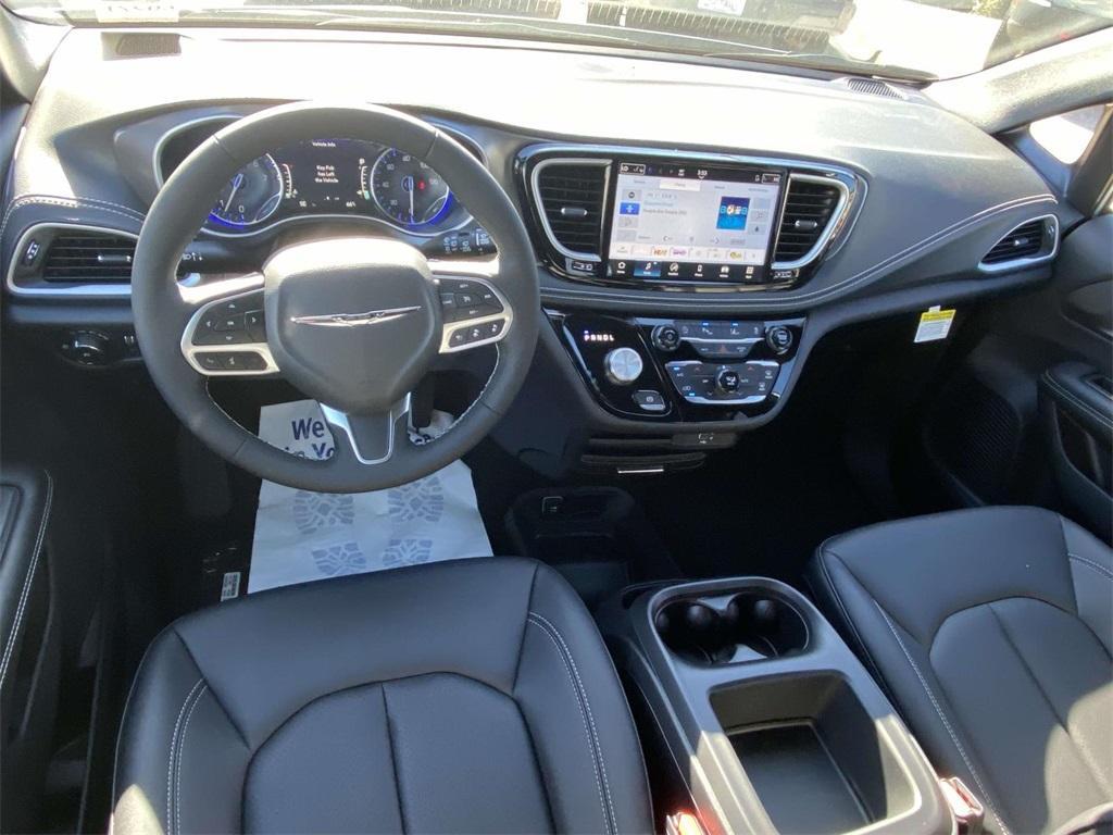 new 2026 Chrysler Pacifica car, priced at $36,135