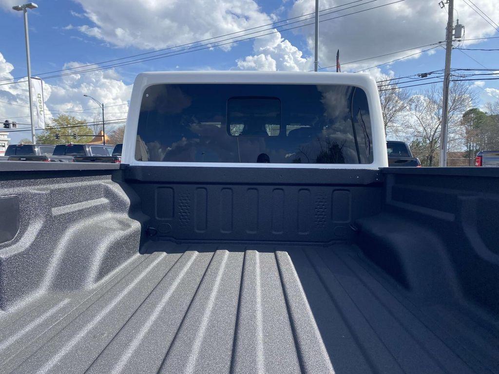 new 2026 Jeep Gladiator car, priced at $48,471