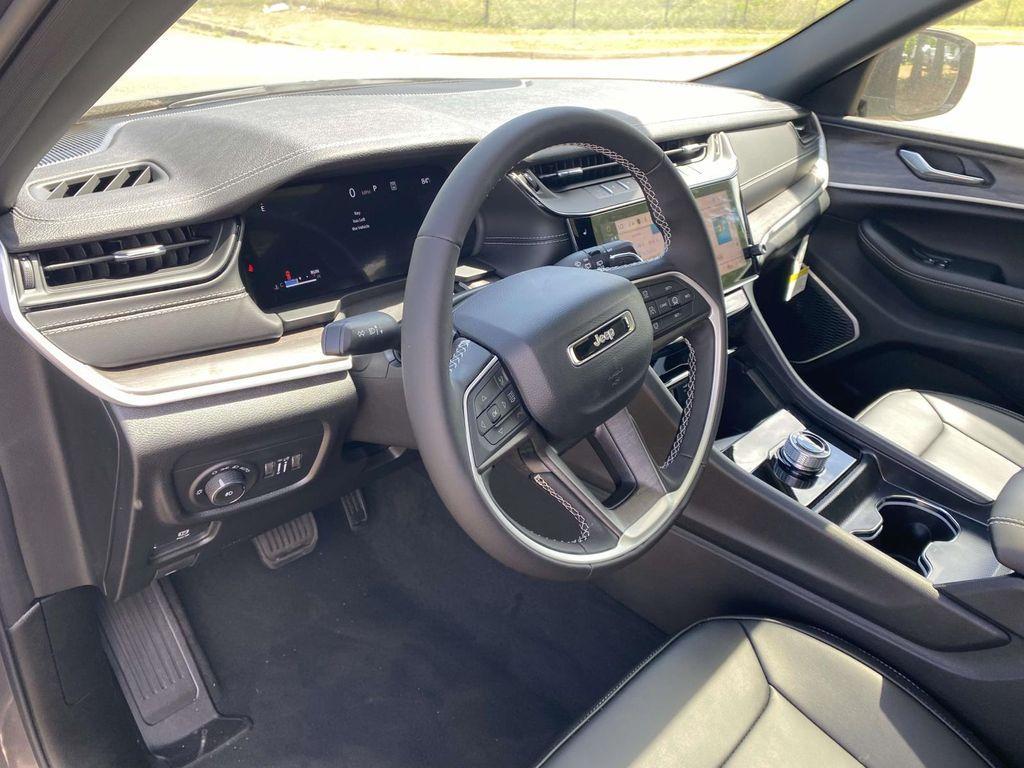 new 2026 Jeep Grand Cherokee L car, priced at $44,389