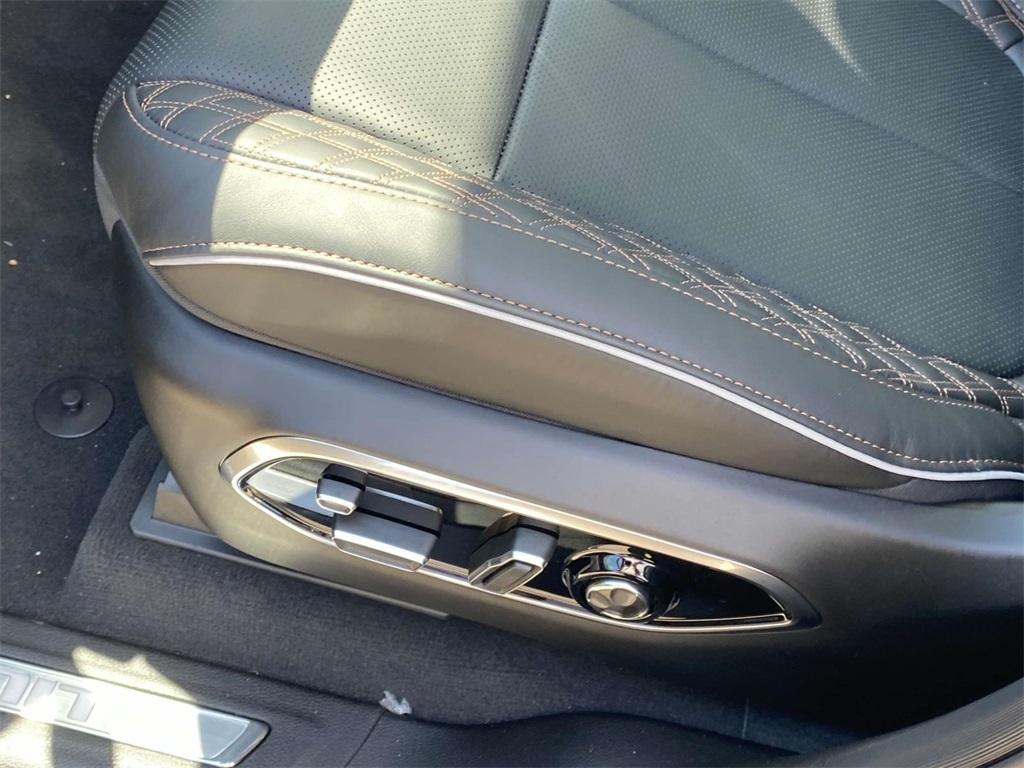 new 2025 Jeep Grand Cherokee car, priced at $64,175