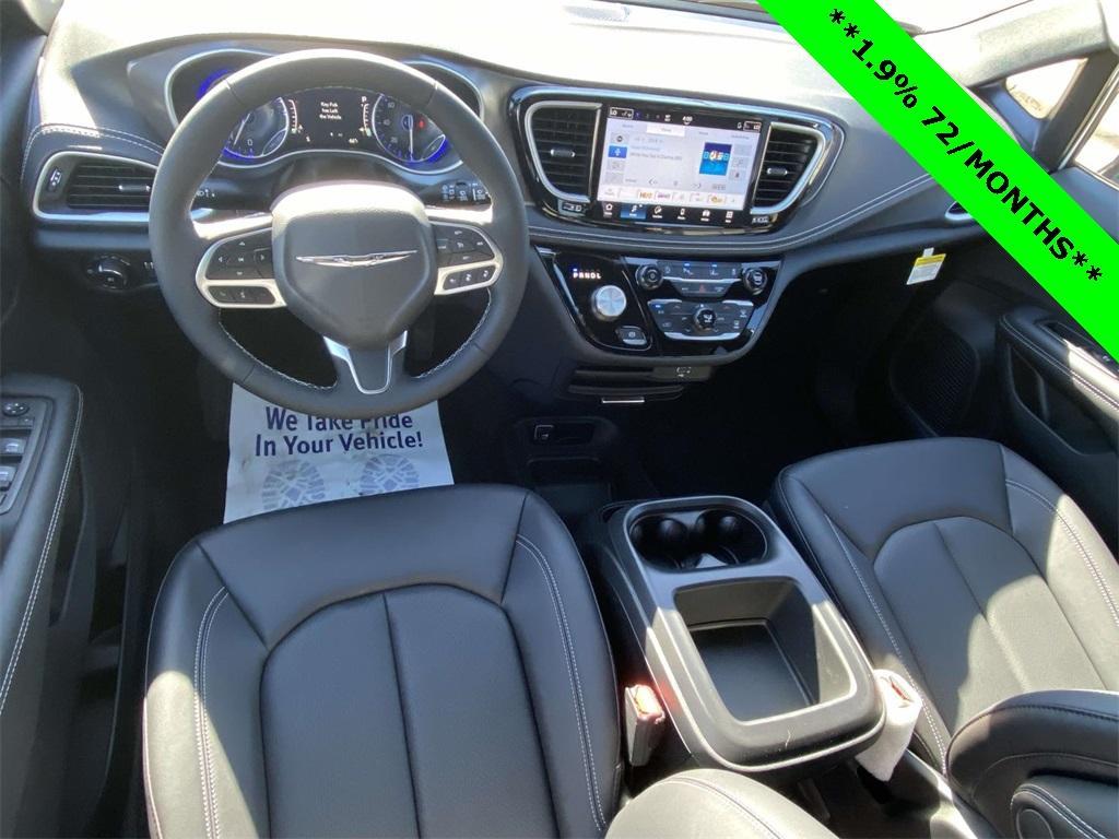 new 2026 Chrysler Pacifica car, priced at $36,065