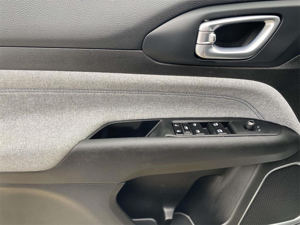 used 2023 Jeep Compass car, priced at $19,995