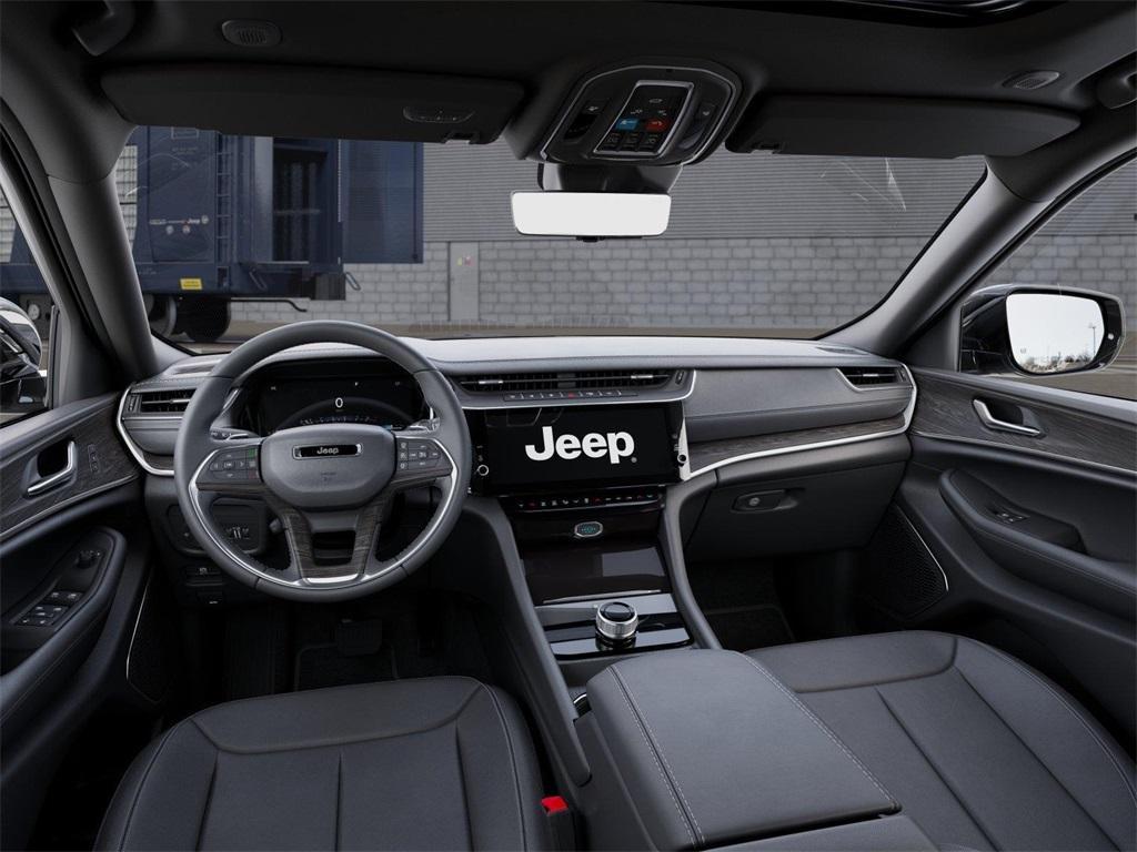 new 2026 Jeep Grand Cherokee car, priced at $44,905