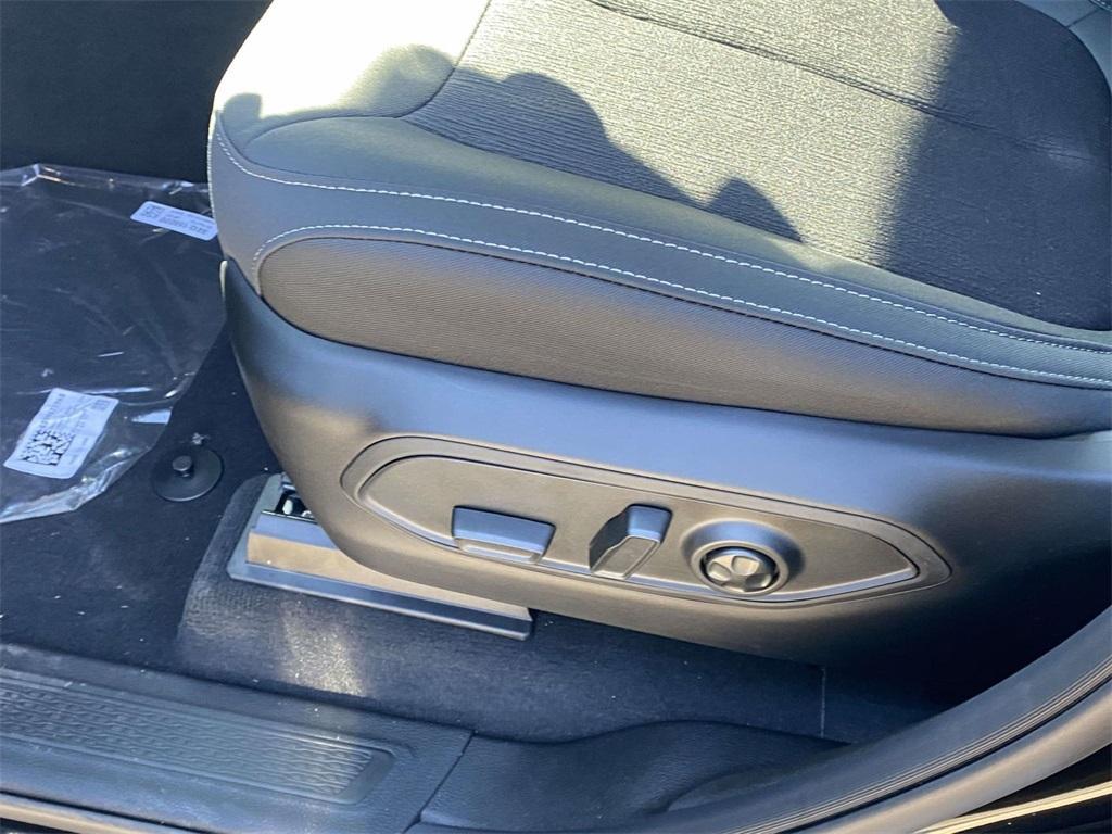 new 2025 Jeep Grand Cherokee L car, priced at $29,325