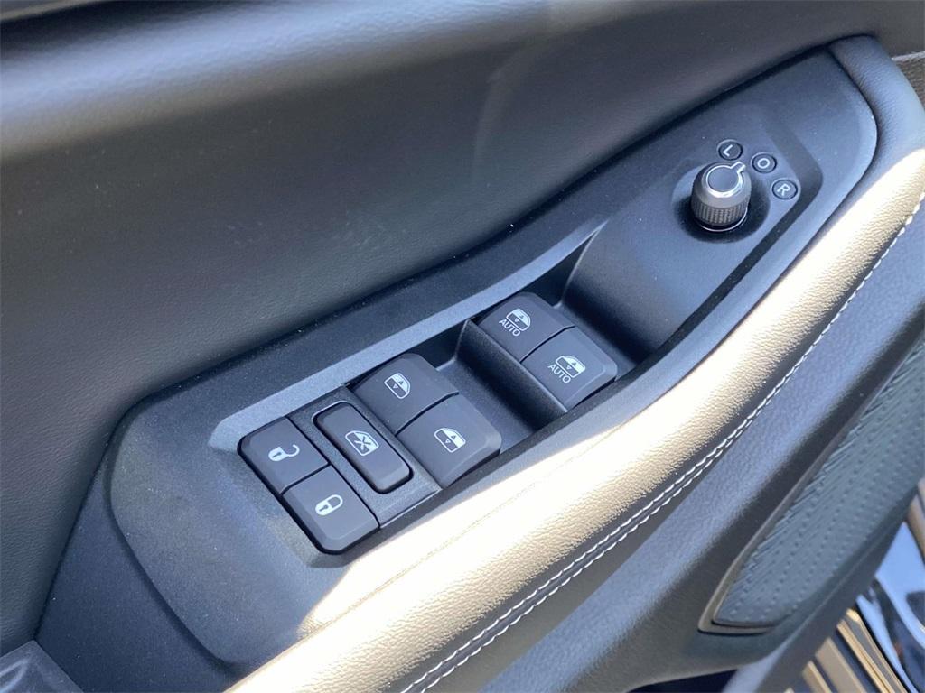 new 2025 Jeep Grand Cherokee L car, priced at $29,325