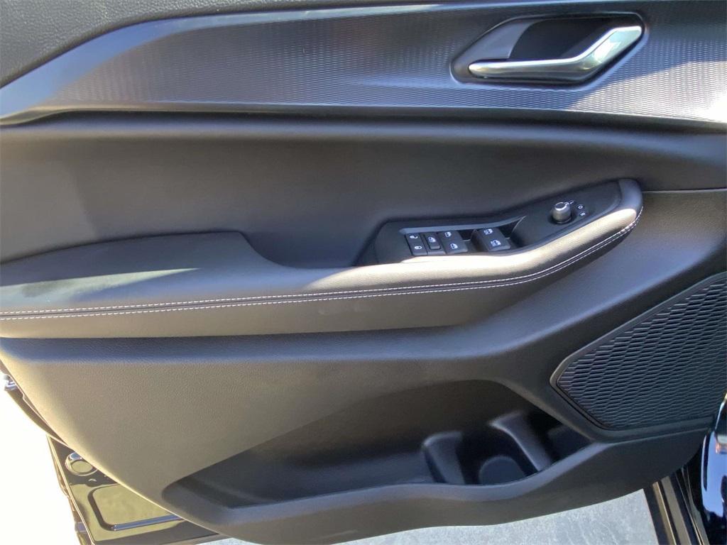 new 2025 Jeep Grand Cherokee L car, priced at $29,325