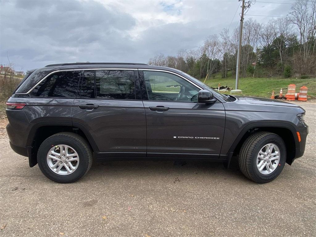 new 2025 Jeep Grand Cherokee car, priced at $29,995