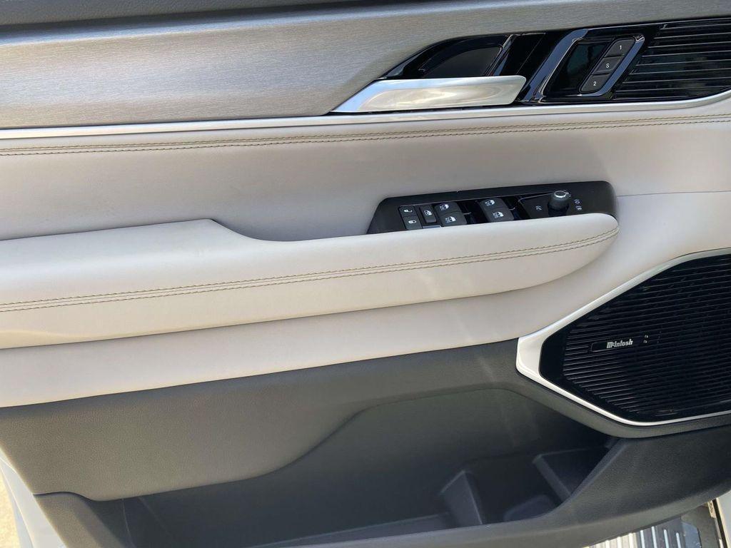 new 2026 Jeep Grand Wagoneer L car, priced at $78,960