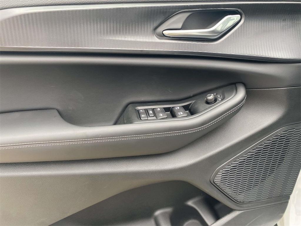 new 2025 Jeep Grand Cherokee car, priced at $31,975