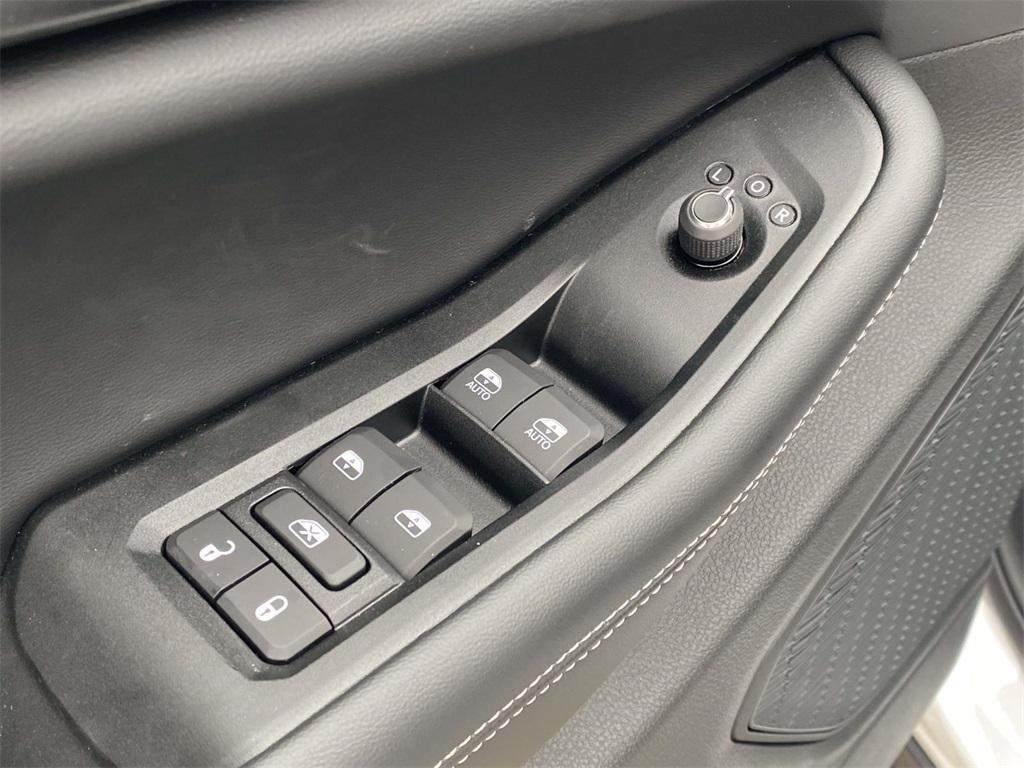 new 2025 Jeep Grand Cherokee car, priced at $31,975