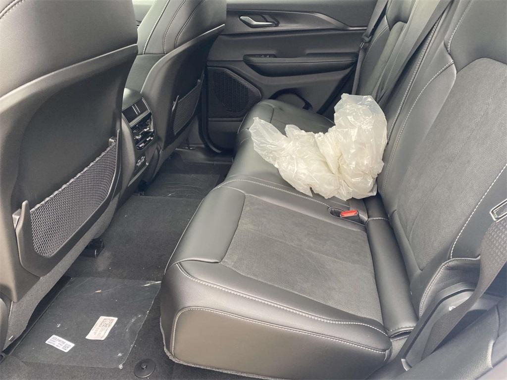 new 2025 Jeep Grand Cherokee car, priced at $31,975