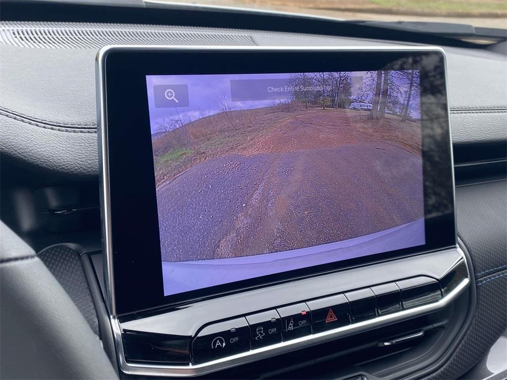 new 2026 Jeep Compass car, priced at $25,565
