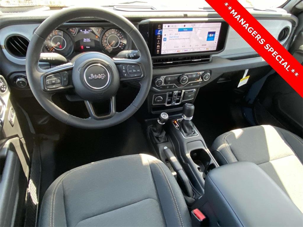 new 2025 Jeep Gladiator car, priced at $35,399